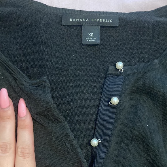 Banana Republic Button-Down Black Pearl Cardigan - Picture 2 of 3